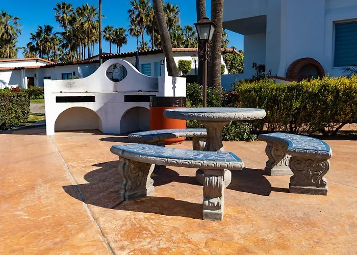 Great Beach Swiming Pools Tennis Courts Condo In La Paloma Rosarito Beach